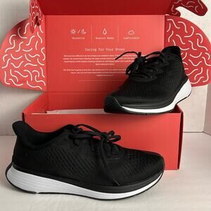 Lane Eight Woman's Relay Trainer Shoes Unisex Black Sneakers Athletic